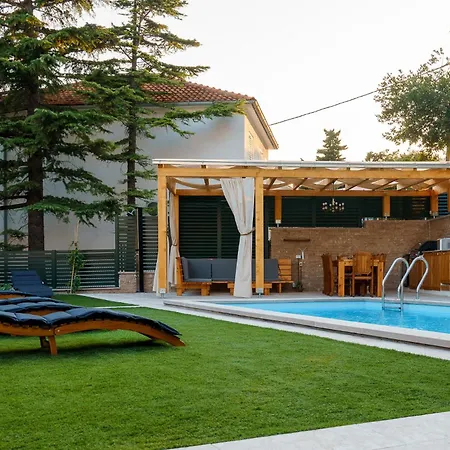 House Boban With Private Pool And Garage * Mimice