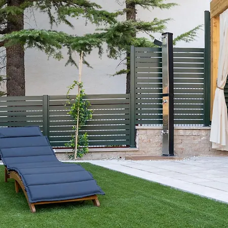 House Boban With Private Pool And Garage *