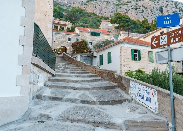 Nyaraló House Boban With Private Pool And Garage